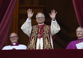 León XIV, en su primera aparición como Papa justo hace diez días.