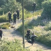 Momento en el que la Policía vasca intenta detener al presunto asesino.