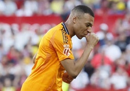 Mbappé acerca la Bota de Oro tumbando al Sevilla