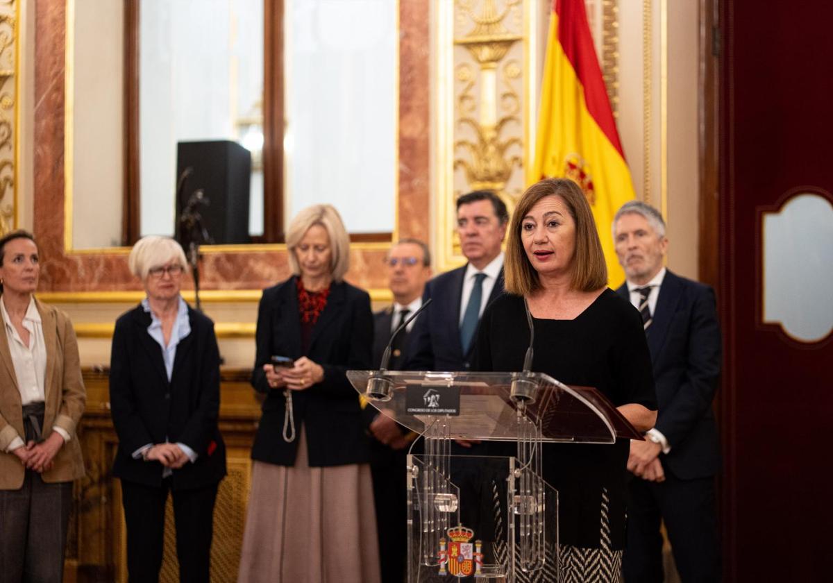 El congreso debate regular la actividad de los periodistas para vetar el acceso de agitadores | ideal
