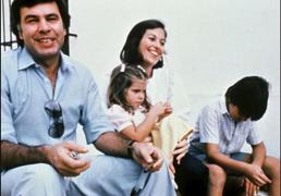 La vida secreta de Pablo, David y María, los hijos de Felipe González: un informático, un pintor y una experta en coaching