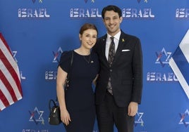 Yaron Lischinsky y Sarah Milgrim formaban una joven pareja de diplomáticos en la embajada israelí en Washington.