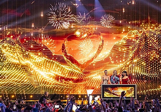 Las presentadores de Eurovisión, durante la final.