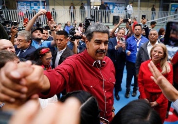 El chavismo se garantiza el poder en Venezuela: abstención, «farsa electoral» y una oposición perseguida