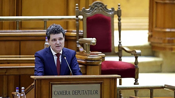 El presidente rumano pide «estabilidad» en su investidura