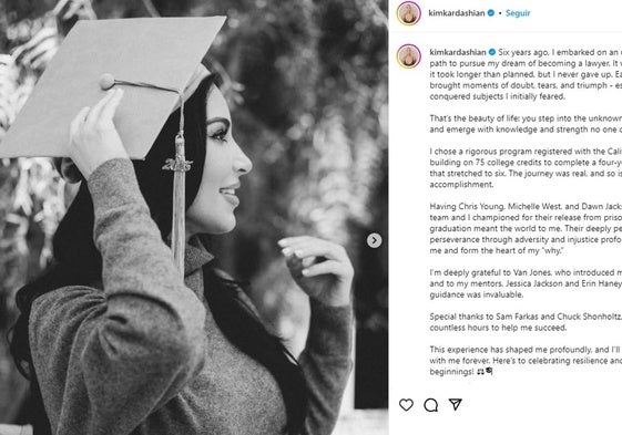 De las redes sociales a los tribunales: Kim Kardashian se gradúa en Derecho siguiendo el legado de su padre