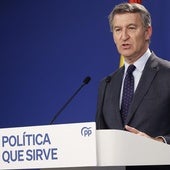 Feijóo vuelve a la calle y llama a los socios de Sánchez a elegir entre «democracia o mafia»