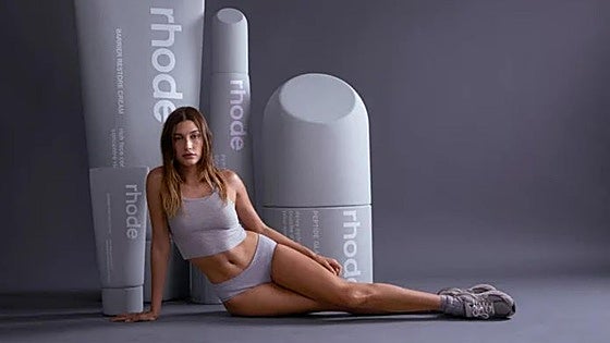 Hailey Bieber vende su empresa de belleza por 1.000 millones de dólares