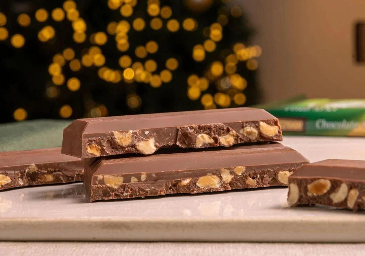 Chocolate bar similar to the one given.