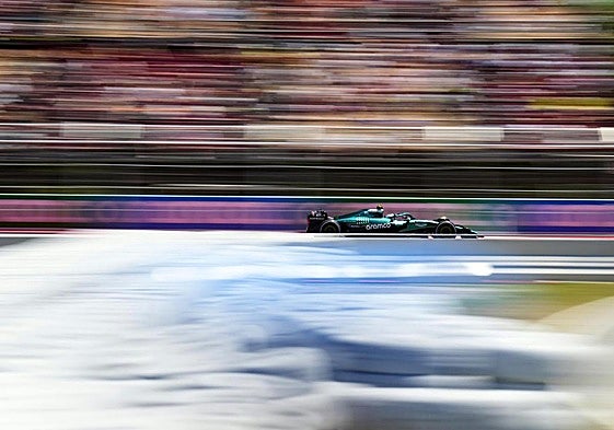 Fernando Alonso, durante los entrenamientos libres del GP de España.