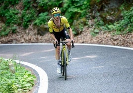 Yates atacó en Finestre, cuando quedaban 50 kilómetros a meta