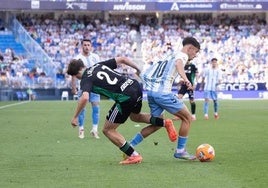 El Málaga rescata un punto contra el Burgos en La Rosaleda