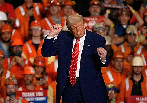 Trump anuncia que duplicará los aranceles al acero y al aluminio hasta el 50%