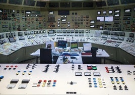 Sala de control de la central nuclear de Ascó I, la semana pasada.