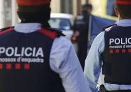 Un hombre se suicida tras matar presuntamente al hijo de su pareja en Barcelona: la mujer, herida crítica
