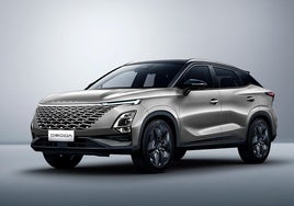 El Omoda 5 está disponible en motores de gasolina o eléctrico