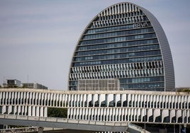 BBVA defiende que sus compromisos en la opa también protegen el «interés general»
