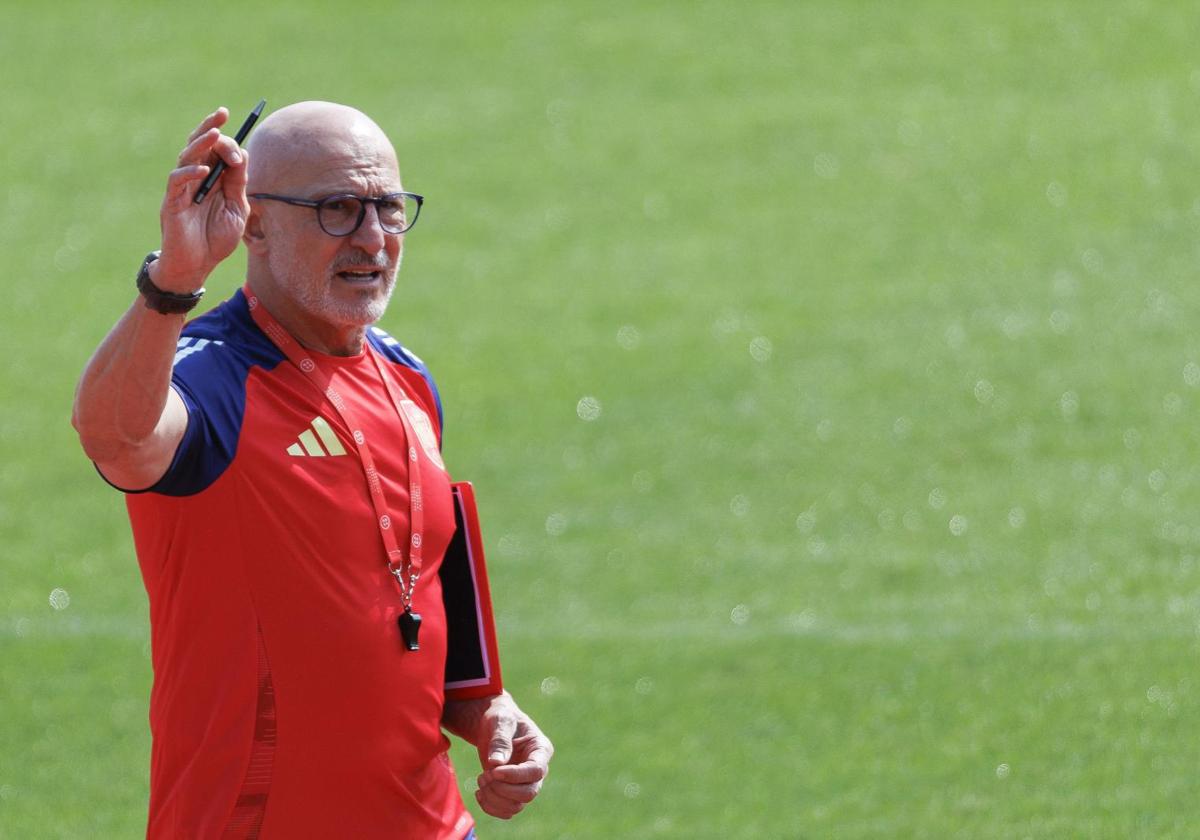 De la Fuente: "If Lamine Yamal Continues Like This, He Will Become a Legend"