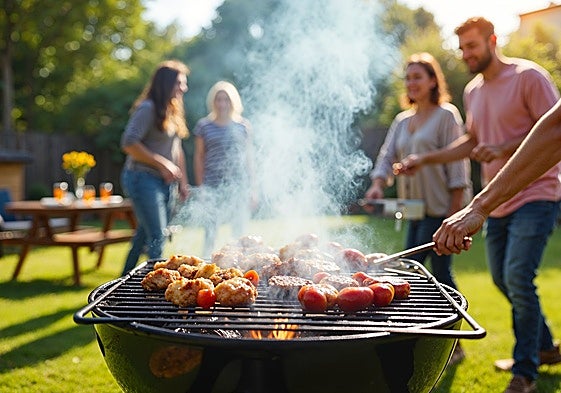 Las mejores barbacoas de carbón para disfrutar de apetitosas comidas al aire libre