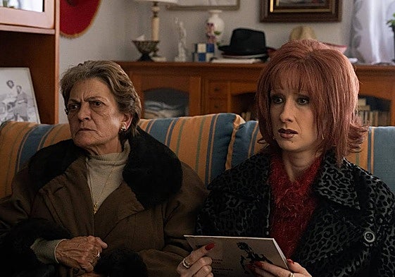 Rocío Ibáñez es Margarita Seisdedos e Ingrid García-Jonsson se transforma en Tamara/Ámbar/Yurena.