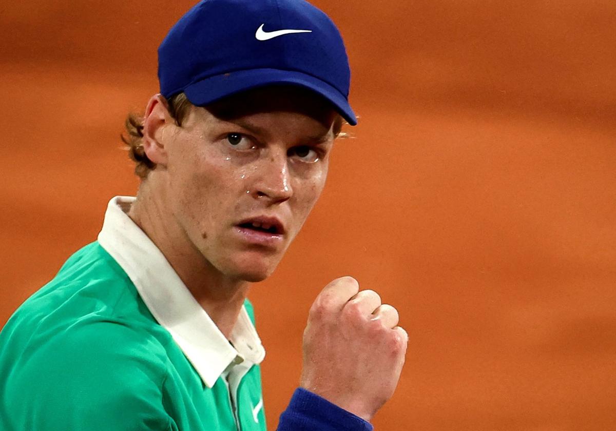 Sinner Ousts Djokovic to Face Alcaraz for the Musketeers' Cup