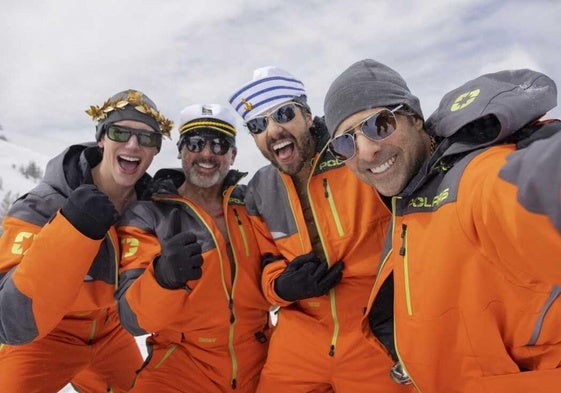 Los protagonistas de 'Mountainhead'.