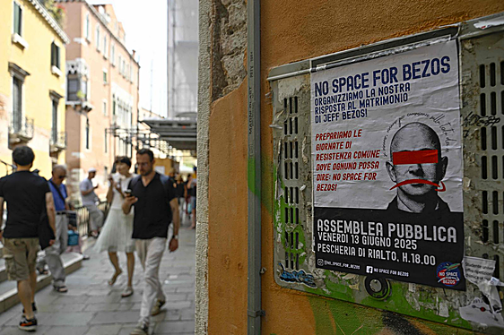 La boda de Bezos en Venecia solivianta a los vecinos