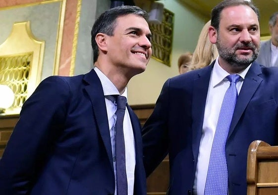 Pedro Sánchez y José Luis Ábalos en el Congreso en una foto de archivo