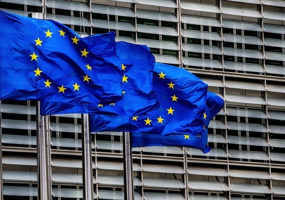 España y otros cuatro grandes países piden cambios para «reforzar» el Eurogrupo