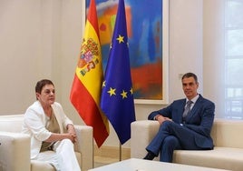 Mertxe Aizpurua, portavoz de EH Bildu, reunida este miércoles con Pedro Sánchez, en Moncloa