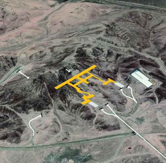 Así es la base subterránea iraní que solo una bomba gigante puede destruir