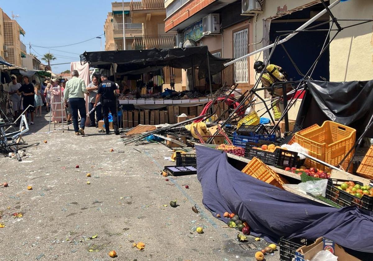 Imagem principal - pelo menos quinze feridos, três deles muito graves, em uma explosão em um bar Murcia