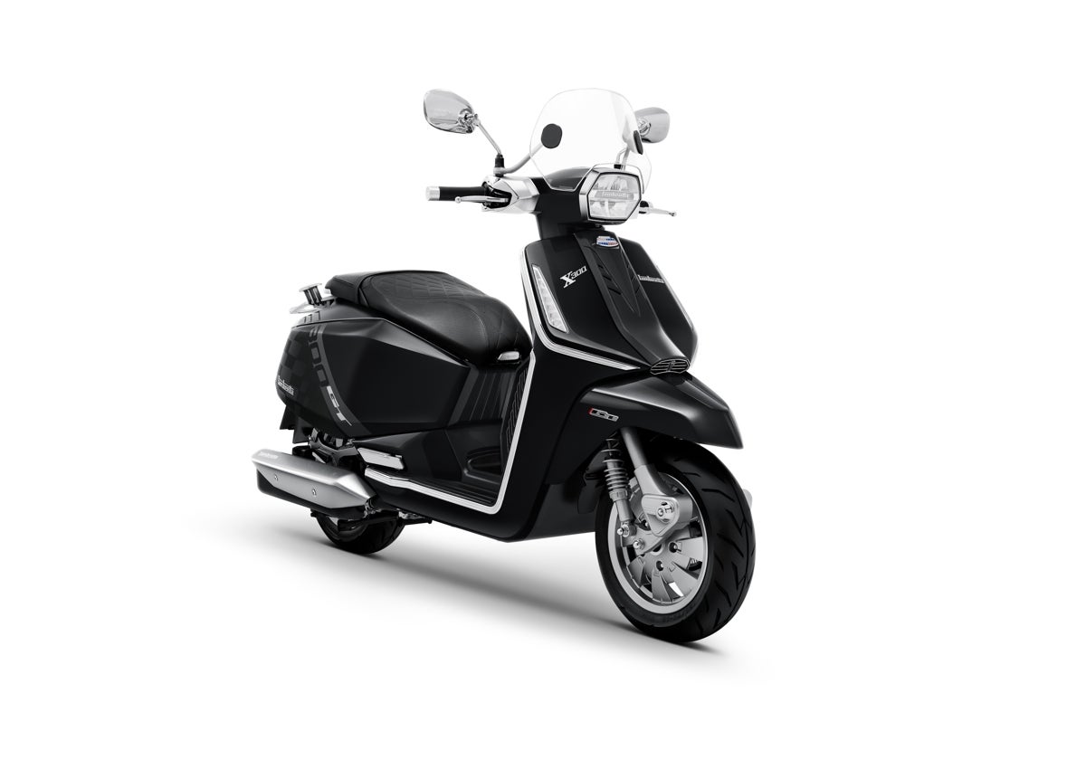 La familia X de Lambretta crece con la nueva X300 GT, un scooter...