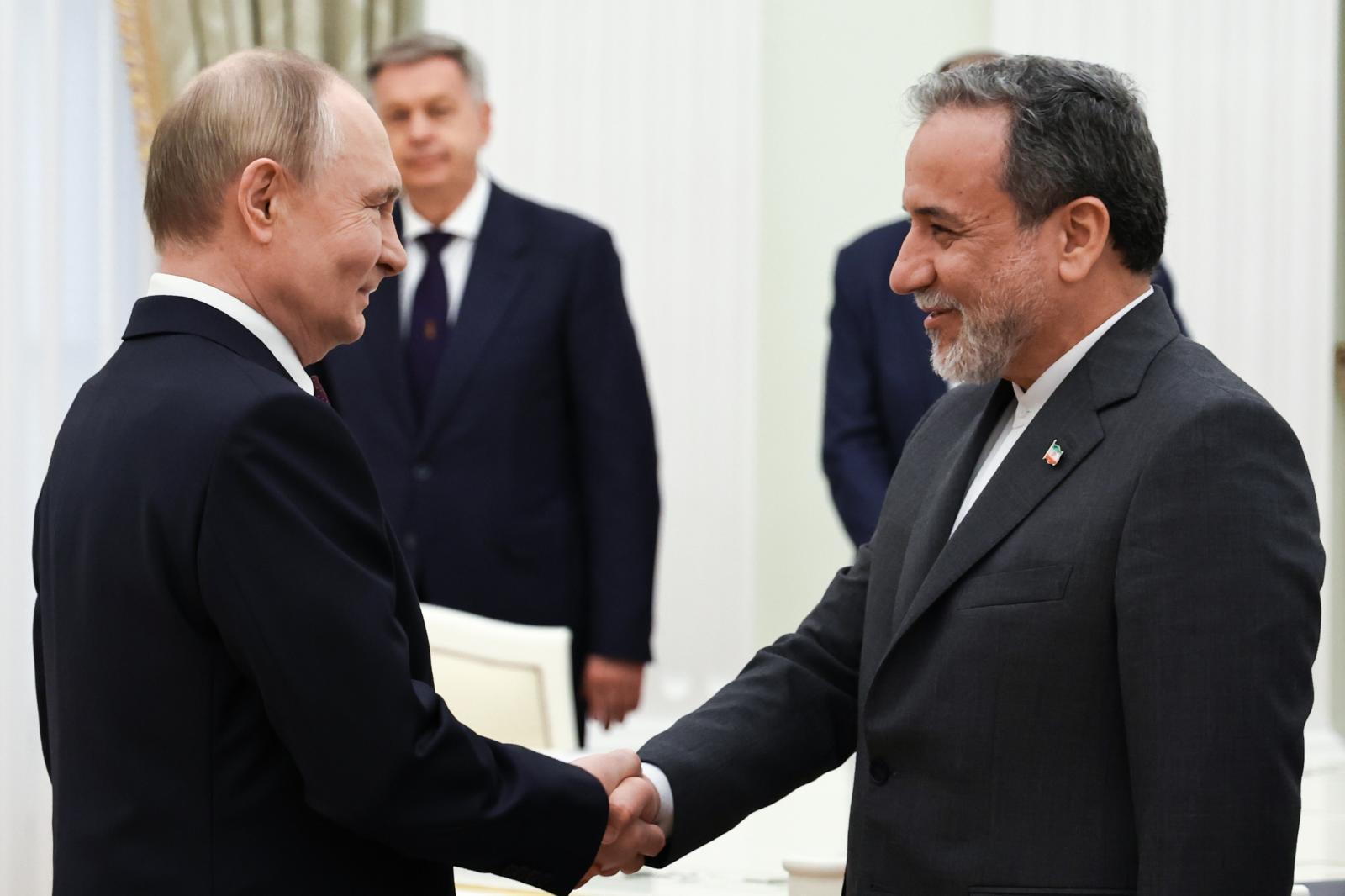 Rusia se plantea «ayudar» a Irán tras la...