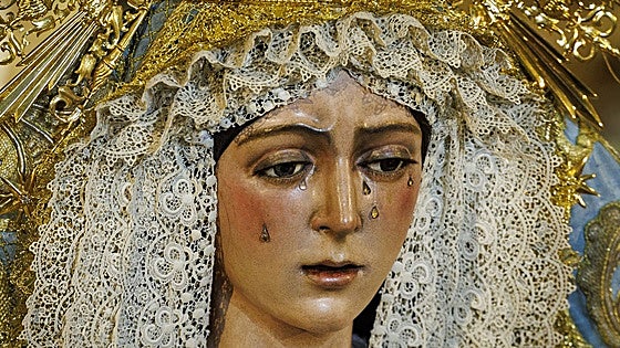 Tres intervenciones para restaurar la Macarena sublevan a los fieles de Sevilla
