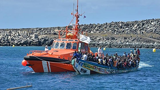 Investigan la aparición de cadáveres de migrantes atados de pies y manos en aguas de Baleares