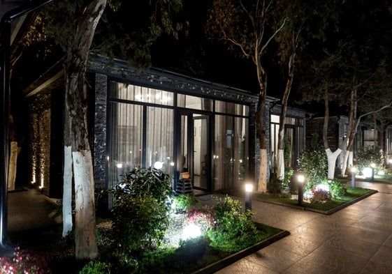 ¡A la fresca! Disfruta de las noches de verano con estas ideas para iluminar exteriores