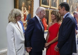 Pedro Sánchez y Begoña Gómez, con Joe Biden y una de sus nietas, en el Prado, en la cumbre de la OTAN de 2022.