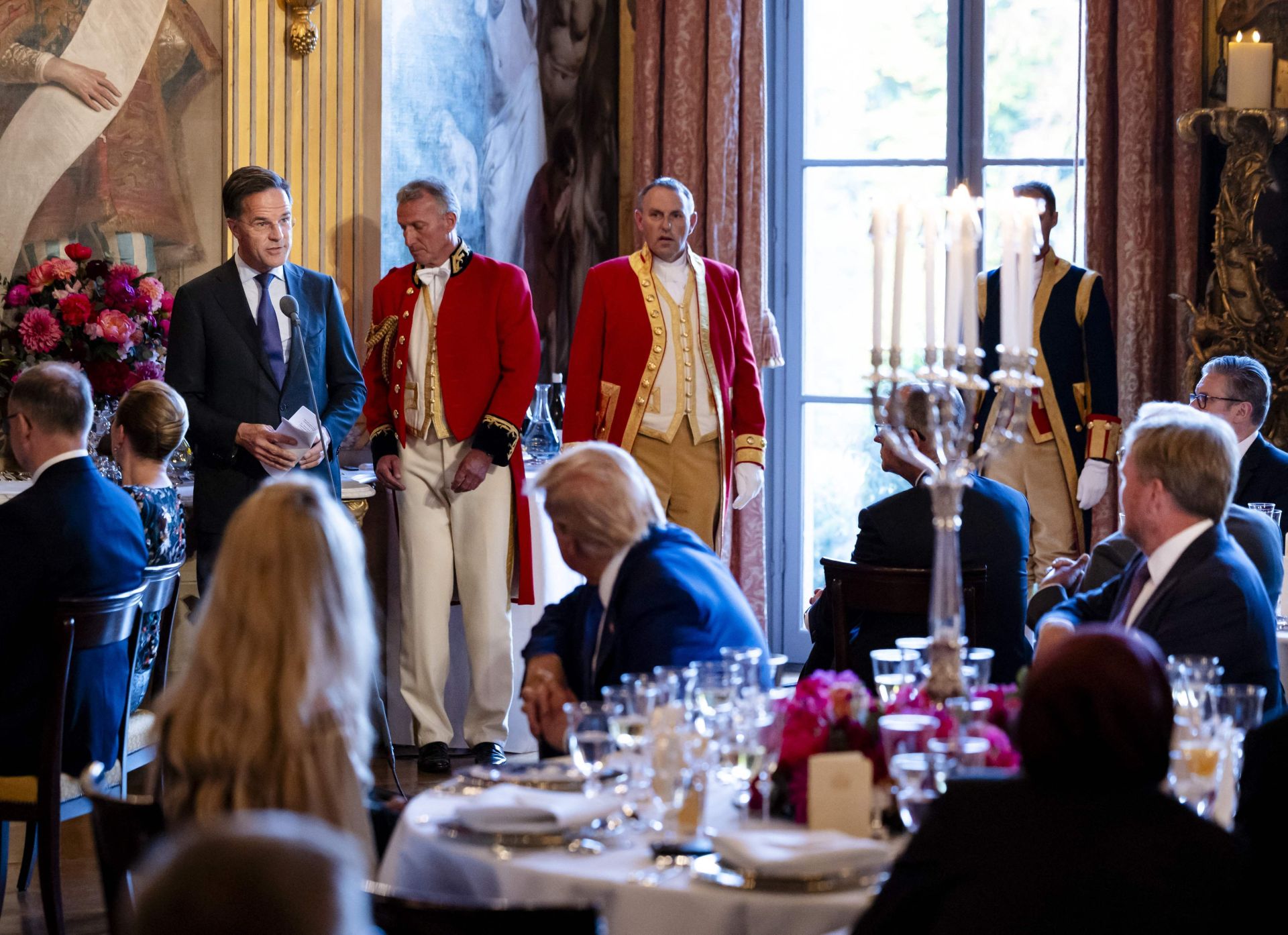 La lujosa cena de gala de los jefes de Estado y de Gobierno de la OTAN en La Haya