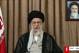 Ali Jamenei interviene en un discurso grabado y emitido por la televisión estatal iraní.