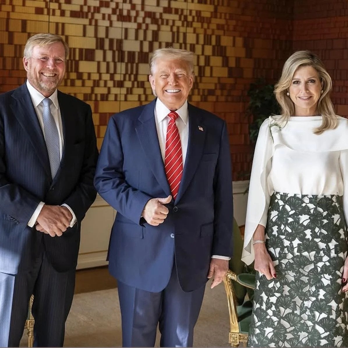 Polémica en Holanda, la reina Máxima le hace burla a Donald Trump frente a las cámaras: «Muchas gracias a todos...»