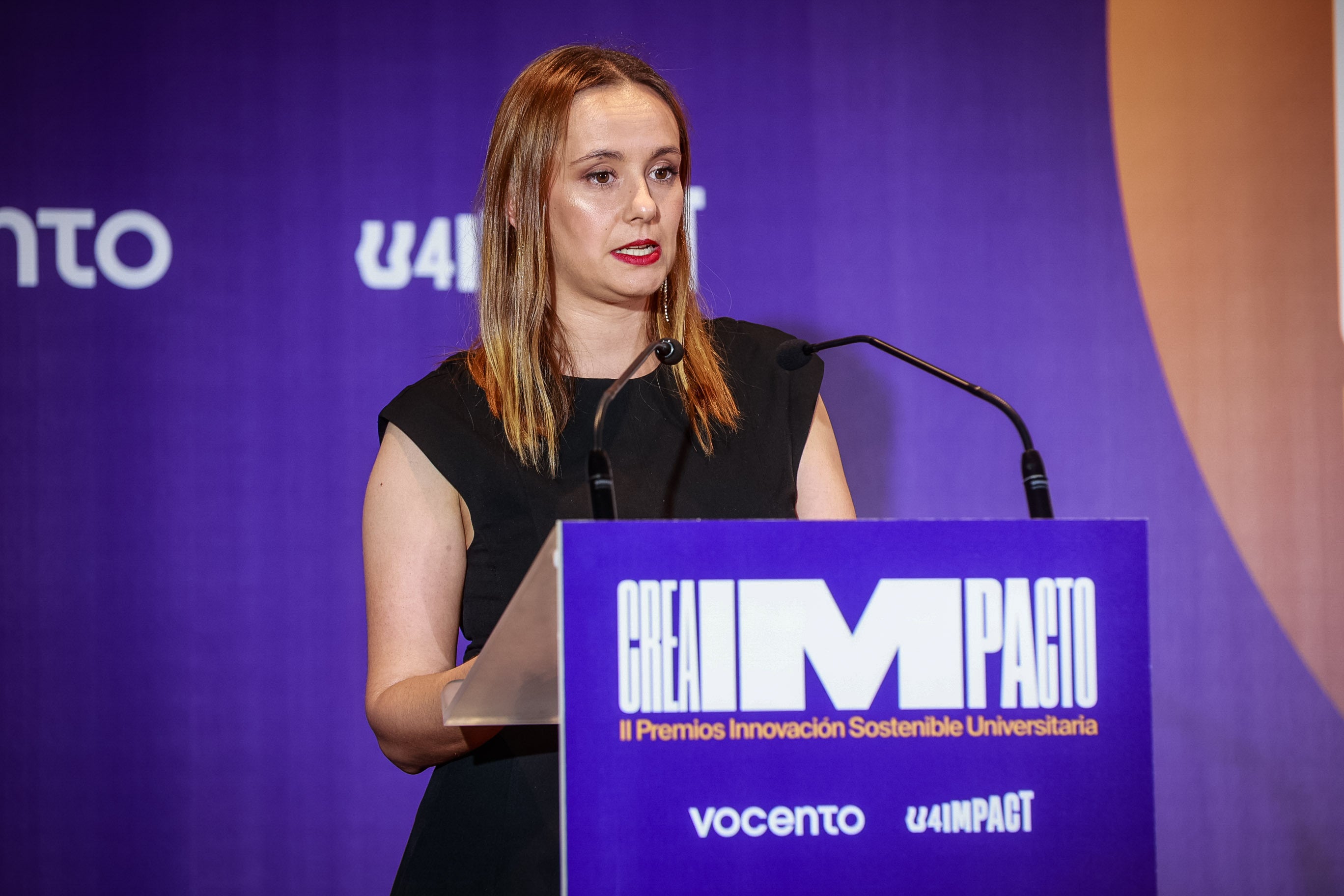 Anamaría Cimpeanu, de Universidad Complutense de Madrid, ganadora en la categoría de Arte, Cultura y Humanidades
