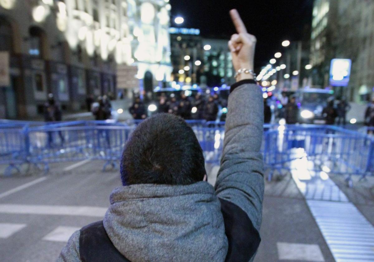 Diez años con la 'ley mordaza' que Sánchez...