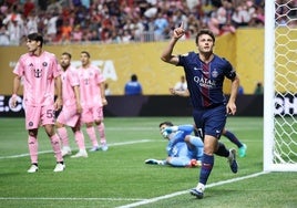 Joao Neves celebra su primer gol contra el Inter Miami.