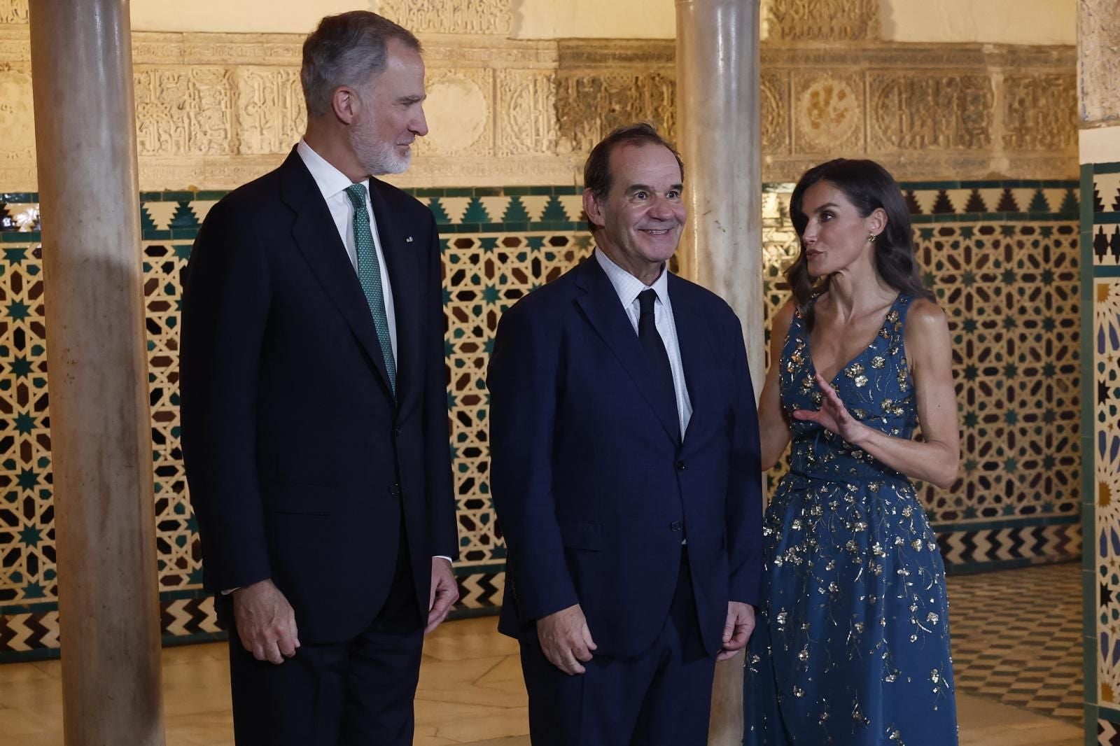 El rey Felipe VI y la reina Letizia reciben al secretario general iberoamericano, Andrés Allamand