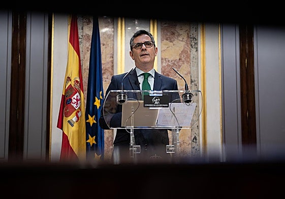 Félix Bolaños, ministro de Presidencia, Justicia y Relaciones con las Cortes, en una comparecencia en el Congreso.