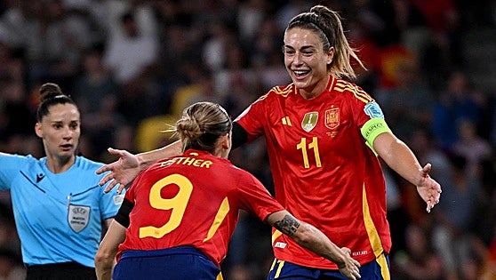 España abre el 'eurosueño' triturando a Portugal