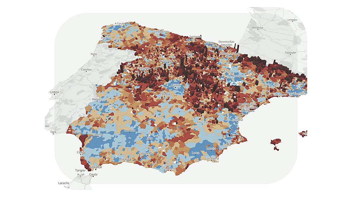 La España vaciada se llena en verano: montañas abarrotadas, guiris en la playa y población saturada