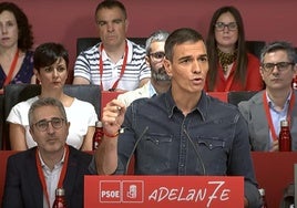 Pedro Sánchez, presidente del Gobierno, en Ferraz