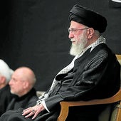 Jamenei acude a su primer acto público tras el ataque de Israel y EE UU a Irán